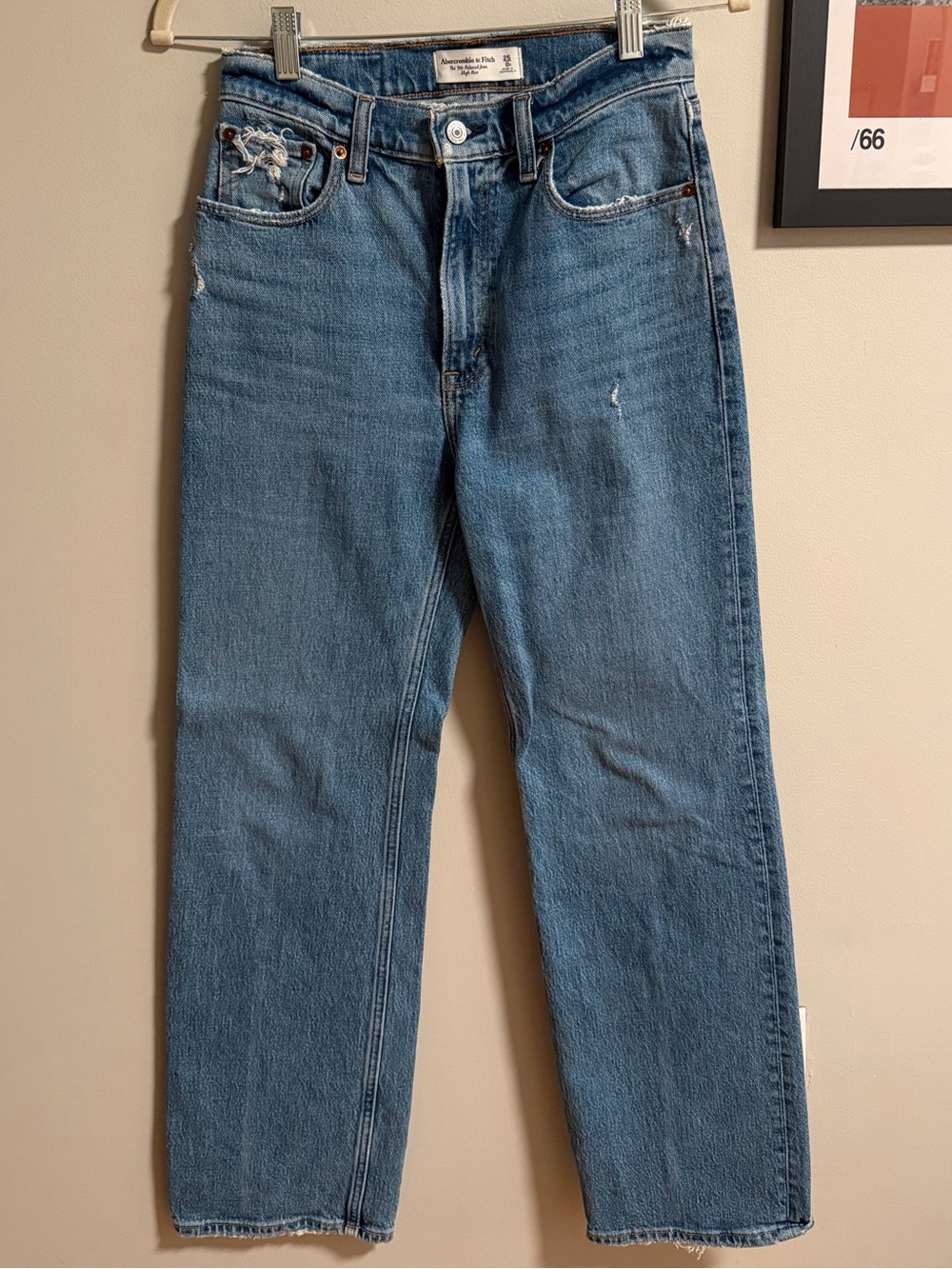 Abercrombie & Fitch High Rise 90s Relaxed jean